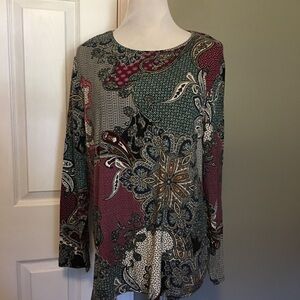 Green and Red Chico’s Sz 3 Relaxed Long Sleeve Tunic